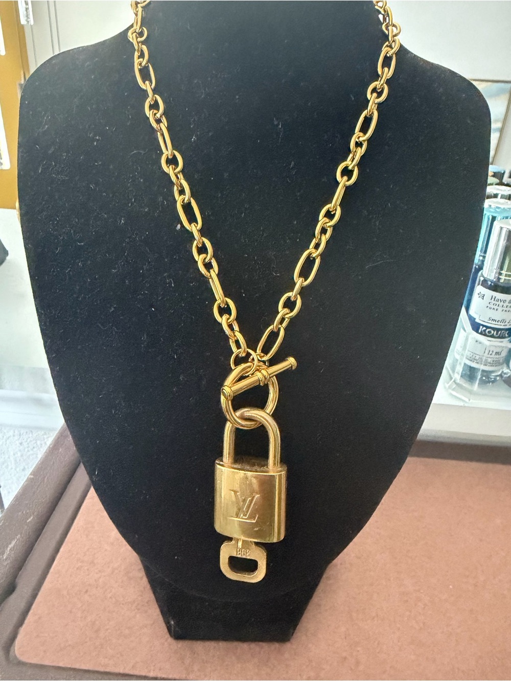 Authentic Louis Vuitton Preloved Lock n Key Necklace - Picture 5 of 6